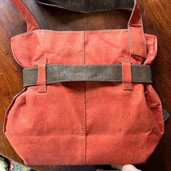 Artelusa Coral & Brown Cork Shoulder‎ Bag With Bow Detail - Picture 6 of 9